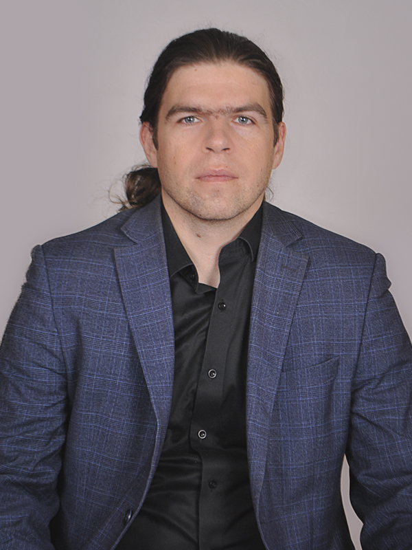 Александр Давыдов