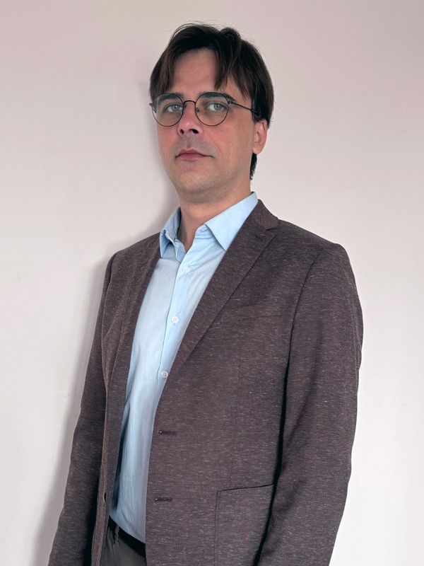Константин Локтионов