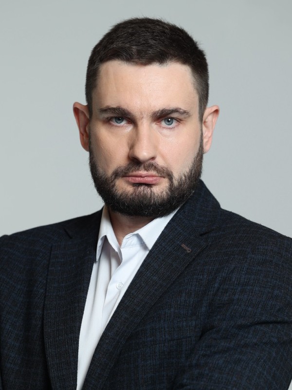 Леонид Плетнев