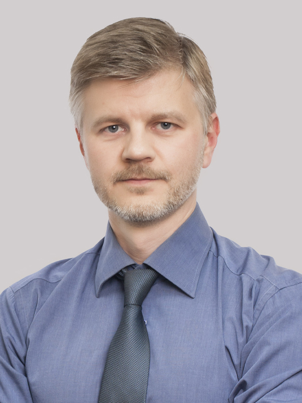 Денис Текунов